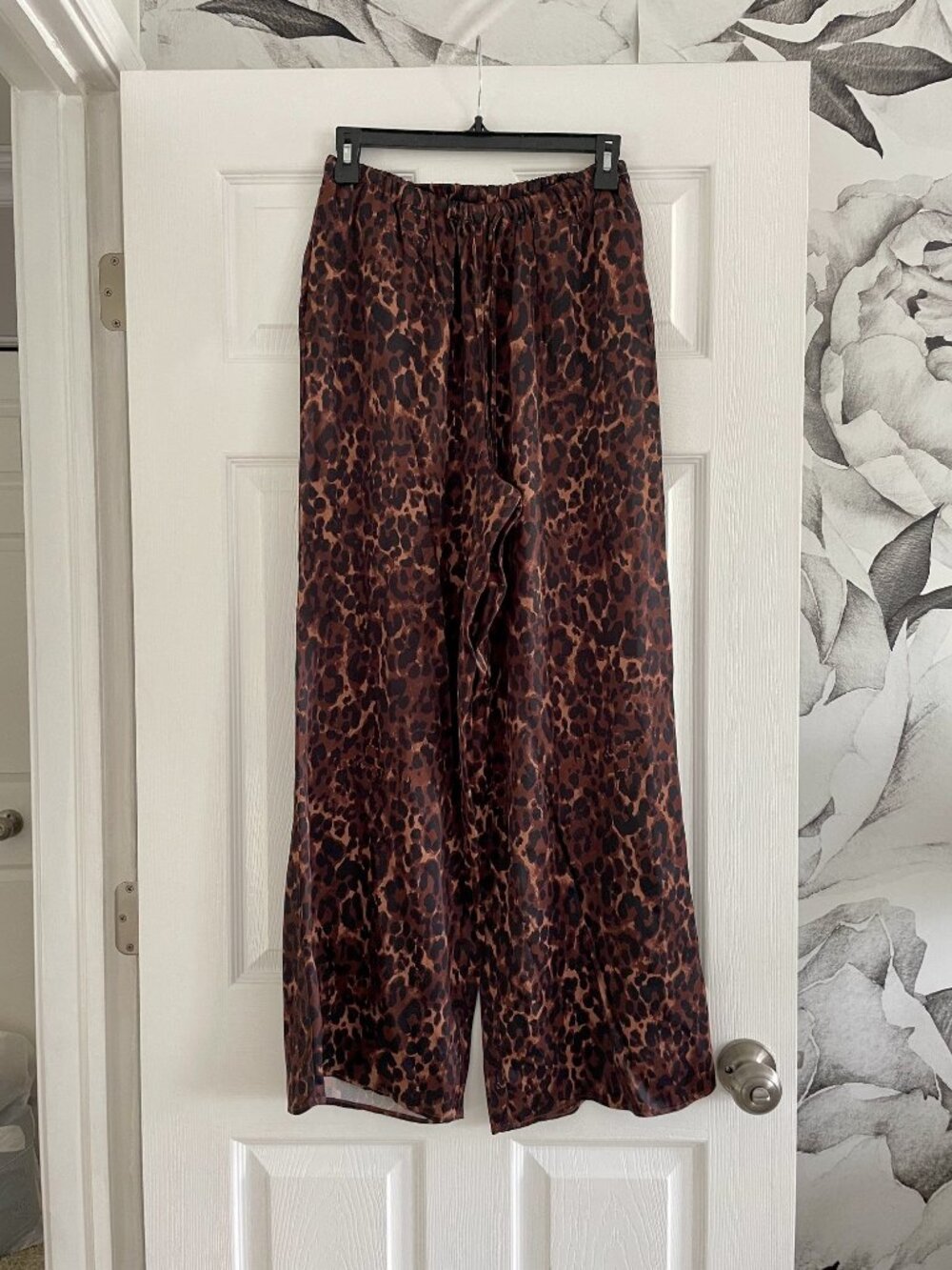 Topshop Leopard Print Satin Wide Leg Pants US 8 Brown Black Animal Print